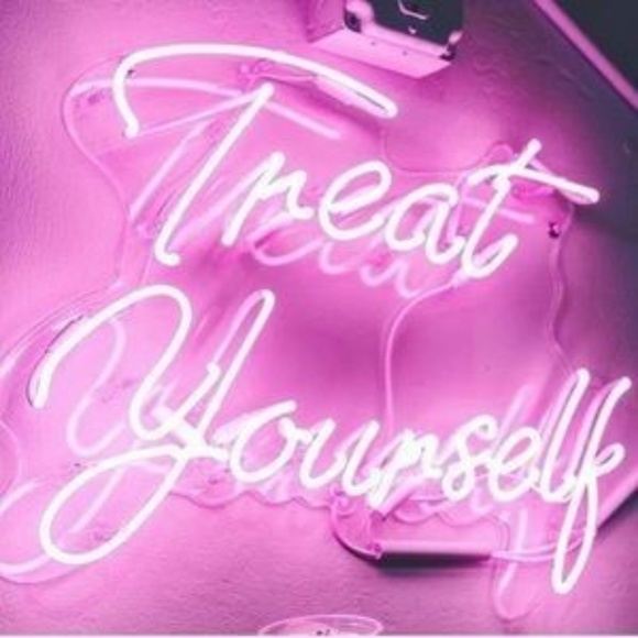 Treat yourself - Picture 1 of 1